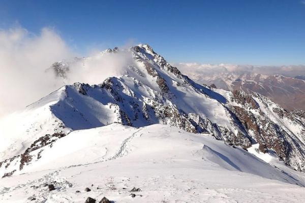 ثبت ملی کوه کرکس در نطنز